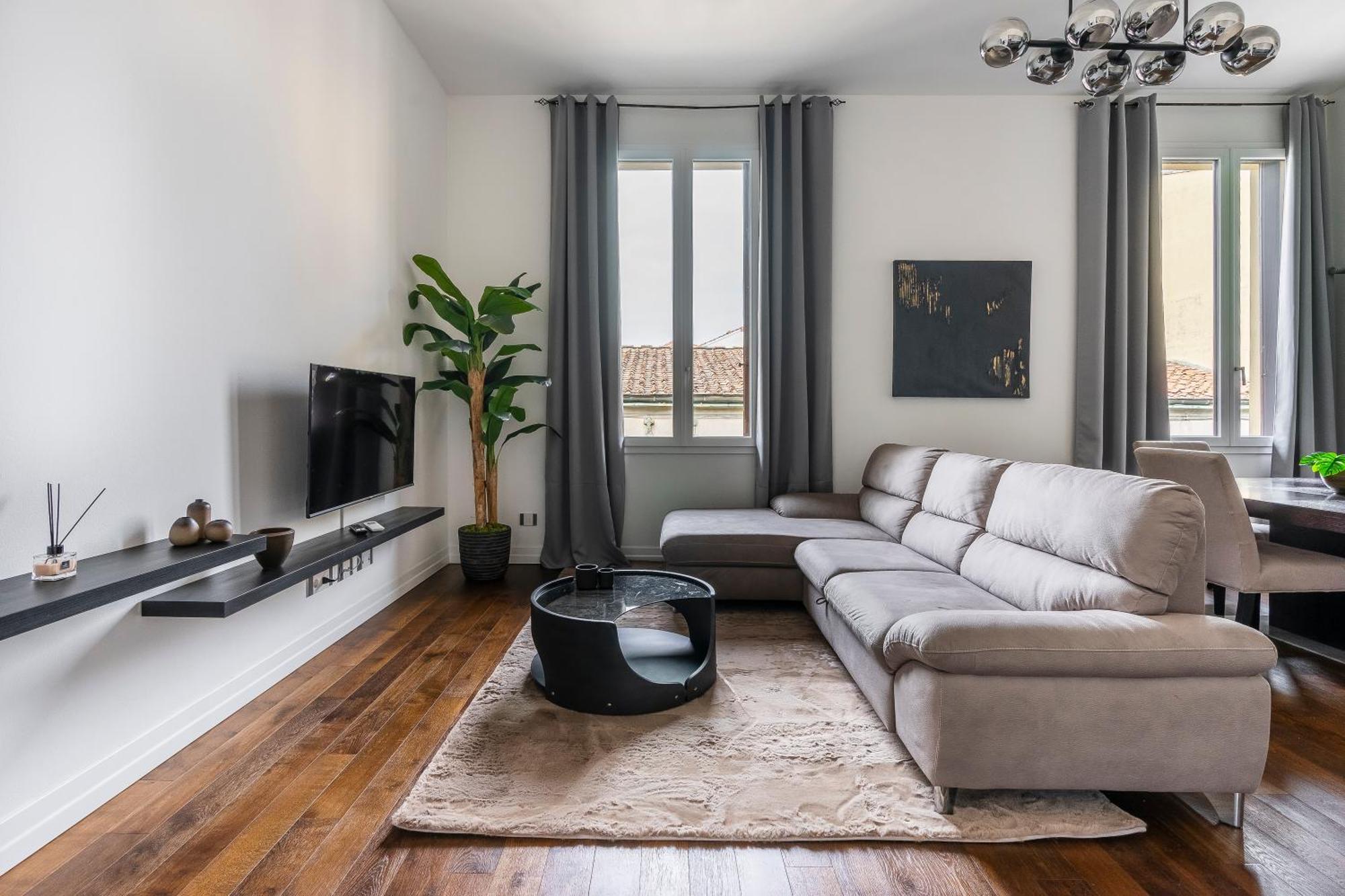 San Marco Black Appartamento Luxury Con Terrazzo E Parcheggio Su Richiesta Firenze Eksteriør billede