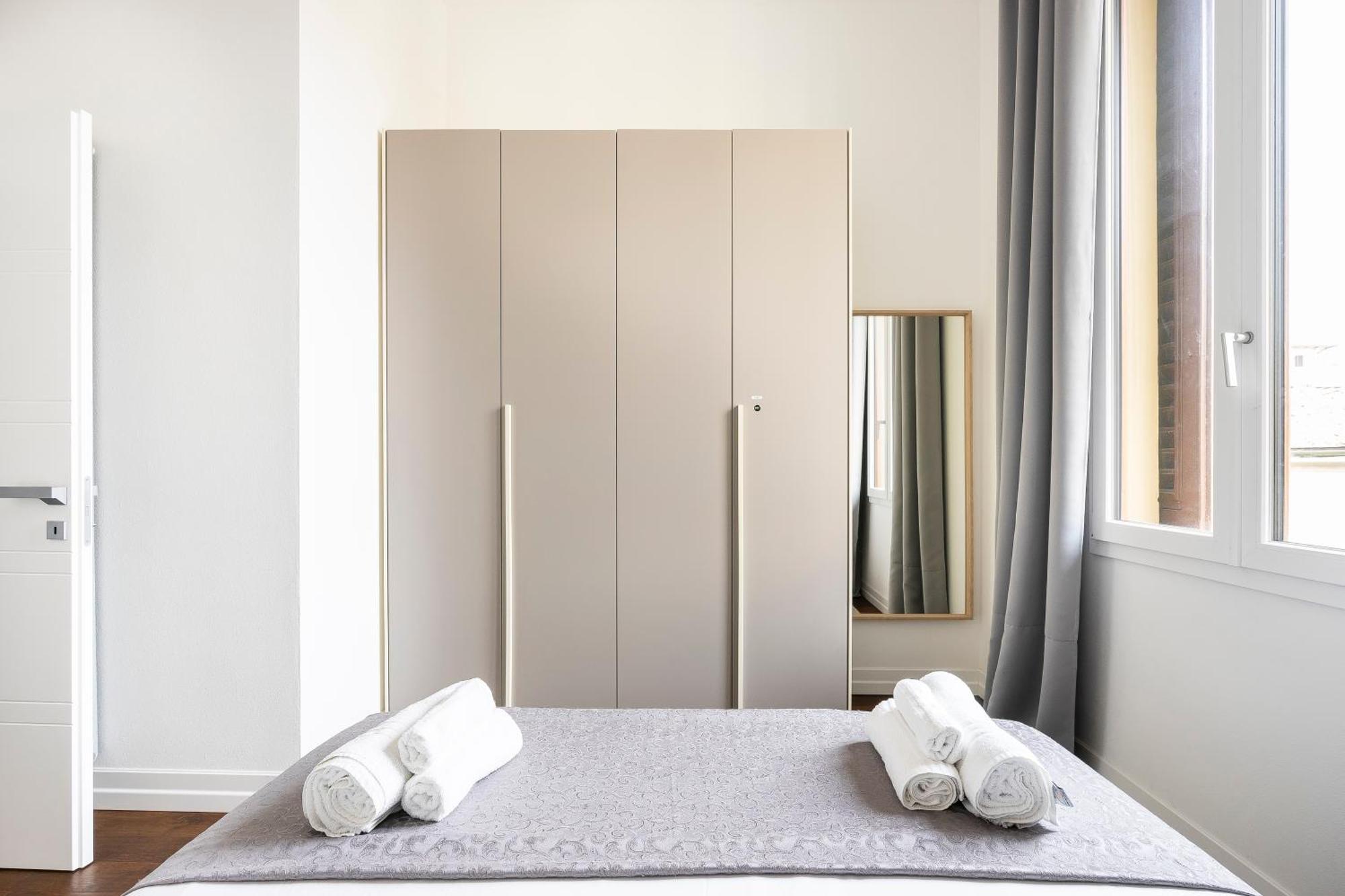 San Marco Black Appartamento Luxury Con Terrazzo E Parcheggio Su Richiesta Firenze Eksteriør billede